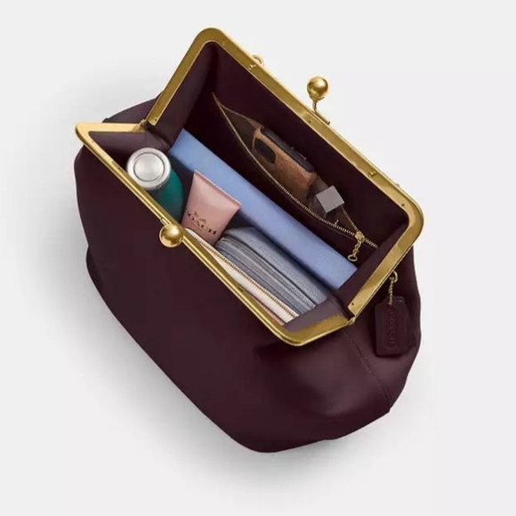 Coach Large Kisslock Frame Shoulder Clutch Bag, Brown - Picture 5 of 12